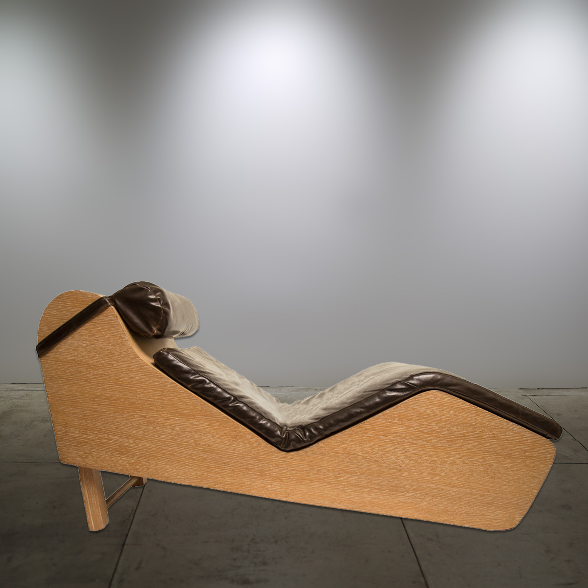 Lounge Chair - © Flavio Bisciotti